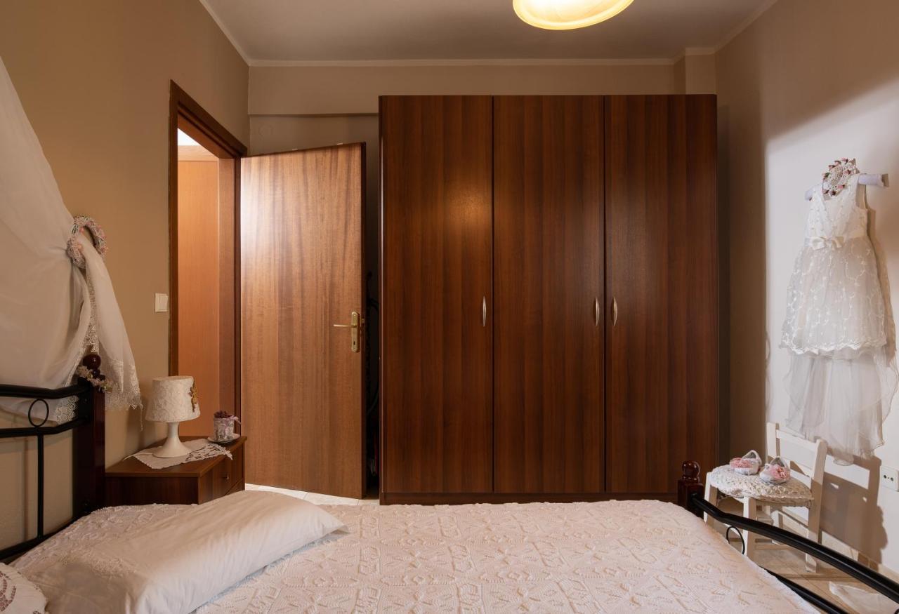 Antique Apartment Афитос Экстерьер фото
