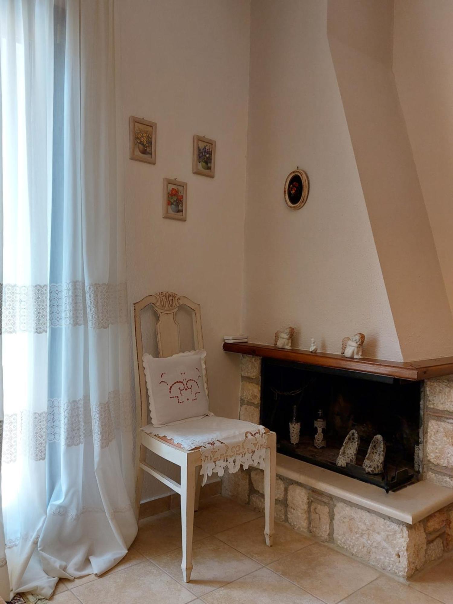 Antique Apartment Афитос Экстерьер фото